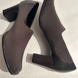 Brown Heeled pumps size 10 M worthingtong